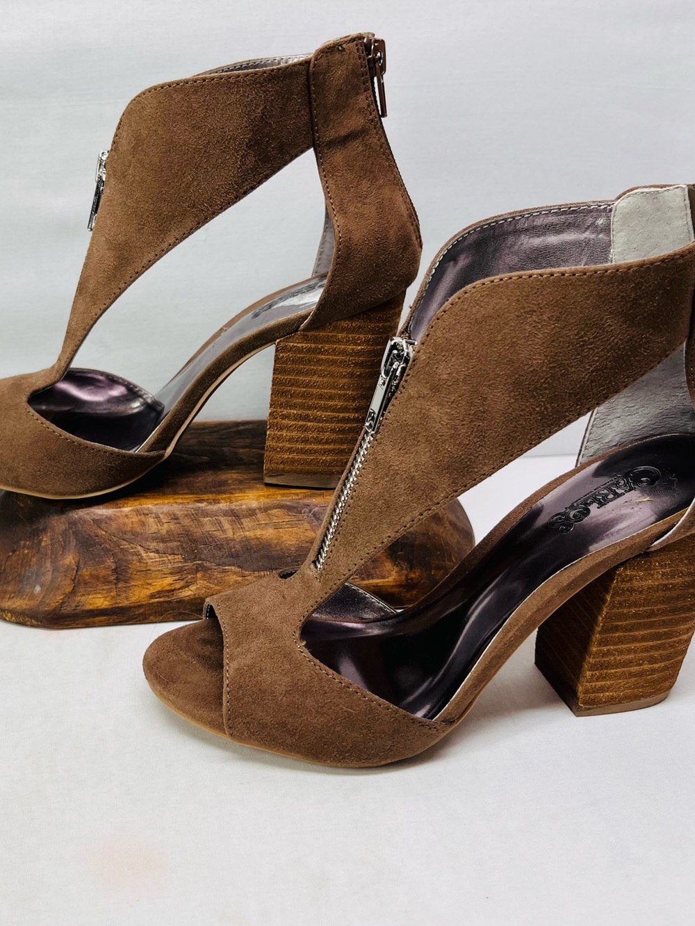 Carlos by Carlos Santana Brown Suede Peep-Toe Zip Heels - Picture 5 of 6